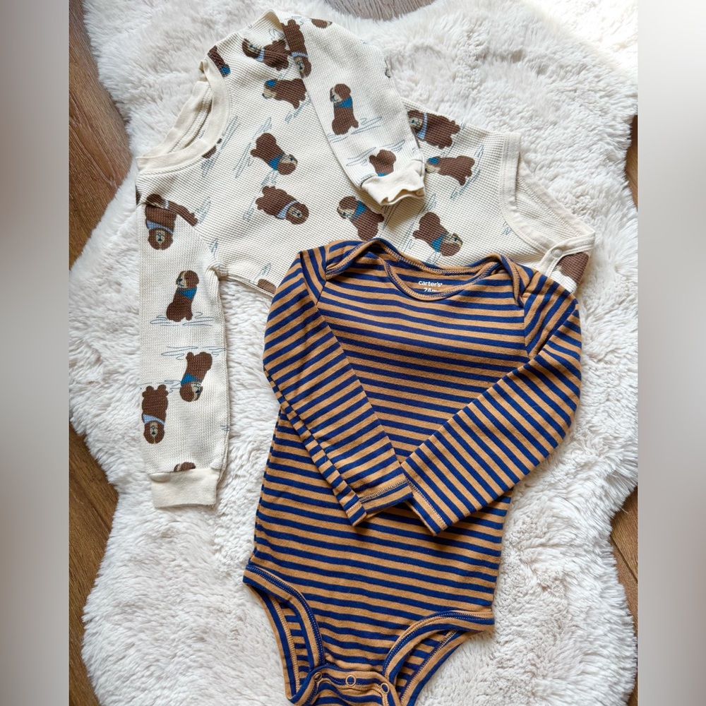 Carter’s Long Sleeve Onesies - set of 2  (24 months)